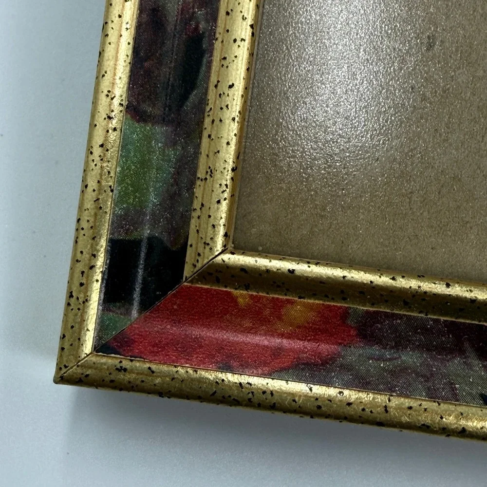 Vintage Floral‎ Gold Tone Speckled 5x7 Tabletop Picture Frame Botanical Decor